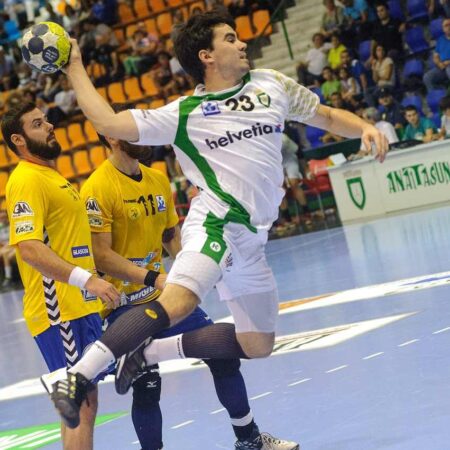 7 Meter Wurf beim Handball