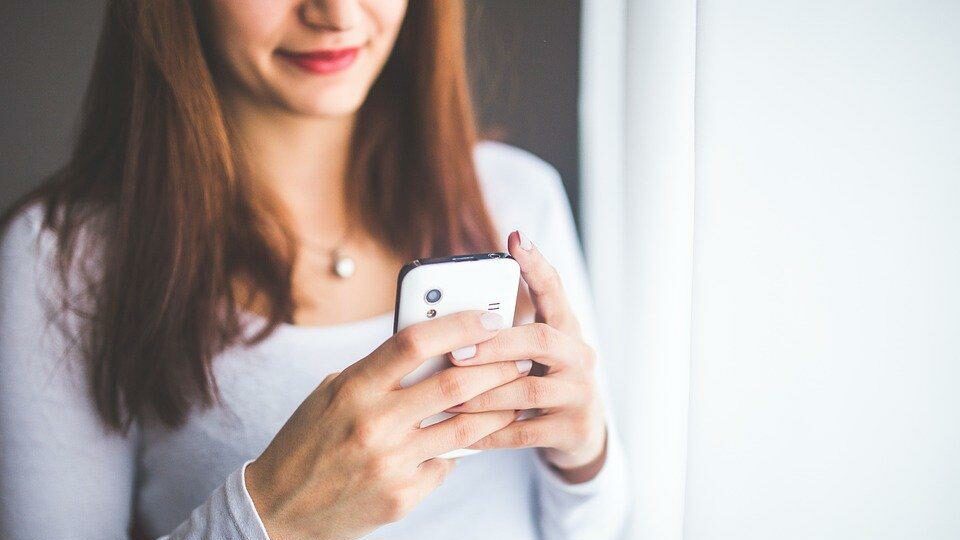Der deutschsprachige Smartphone Markt - Was wir künftig im Bereich Gaming erwarten dürfen 1 smartphone gambling